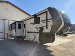 ’26 Alpine/Avalanche 366LS